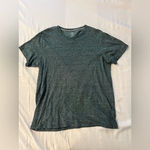 Men’s large green old navy tee